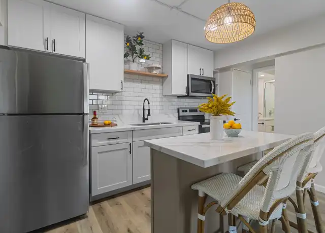 Property at 54 Maluniu Ave Unit 202, Kailua, HI, 96734, 1 bed, 1 bath, [object Object]