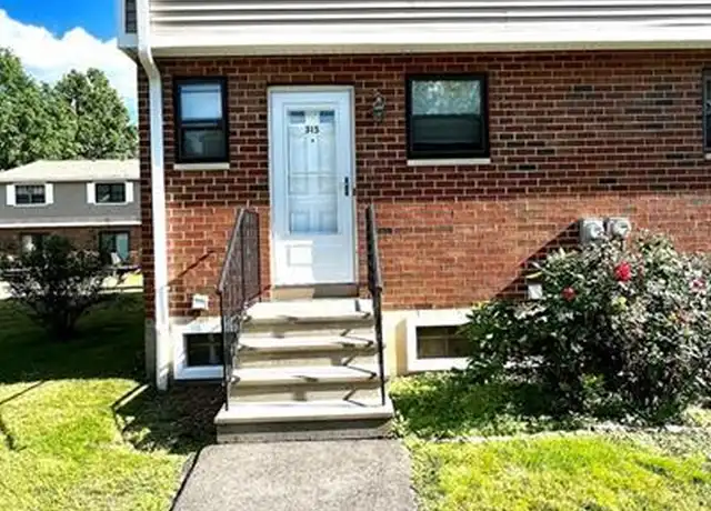 Property at 315 Hampton Ct Unit 315, Newington, CT, 06111, 2 beds, 1.5 baths, [object Object]