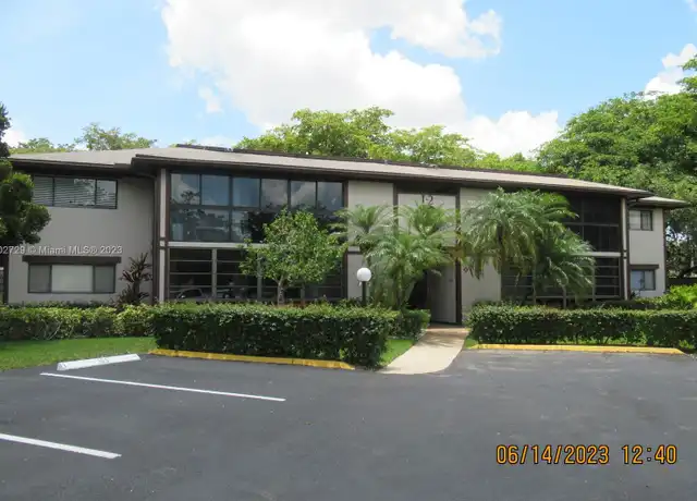 Property at 9654 S Belfort Cir, Tamarac, FL, 33321, 2 beds, 1 bath, [object Object]