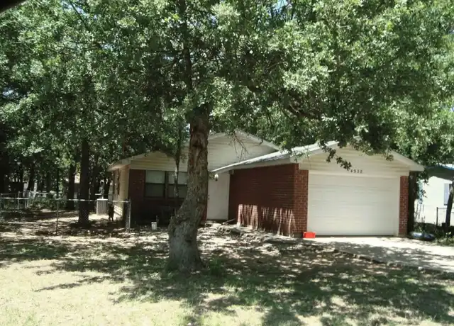 Property at 4938 Blue Water Cir, Granbury, TX, 76049, 3 beds, 2 baths, [object Object]