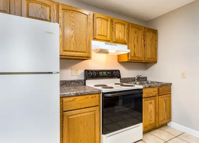 Property at 108 Banks Rd Unit 1, Johnson City, TN, 37601, 1 bed, 1 bath, [object Object]