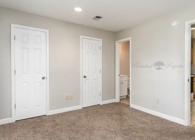 Property at 108 Banks Rd Unit 1, Johnson City, TN, 37601, 1 bed, 1 bath, [object Object]