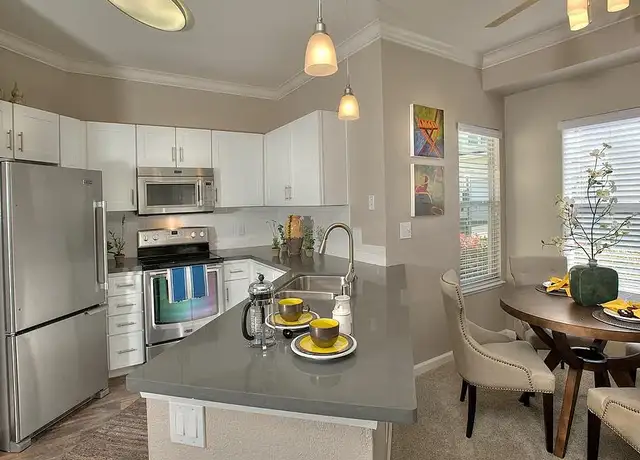Photo of 1550 Iron Point Rd, Folsom, CA 95630