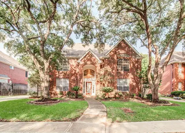 Property at 2735 Oakland Dr, Sugar Land, TX, 77479, 4 beds, 2.5 baths, [object Object]