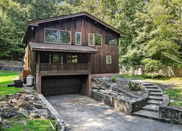 Property at 26 Main St, Goldens Bridge, NY, 10526, 3 beds, 2.5 baths, [object Object]
