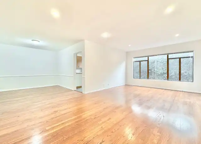 Property at 357 S Elm Dr Unit 3, Beverly Hills, CA, 90212, 2 beds, 1 bath, [object Object]