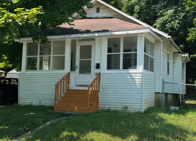 Property at 1306 Ada St, Lansing, MI, 48910, 2 beds, 1 bath, [object Object]