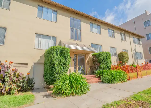 Property at 1811 6th Ave Unit 5, Oakland, CA, 94606, 0 beds, 1 bath, [object Object]