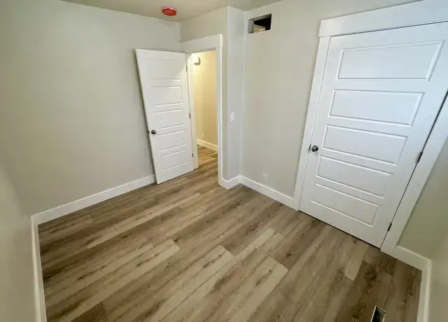 Property at 260 E Center St, Hyde Park, UT, 84318, 2 beds, 1 bath, [object Object]