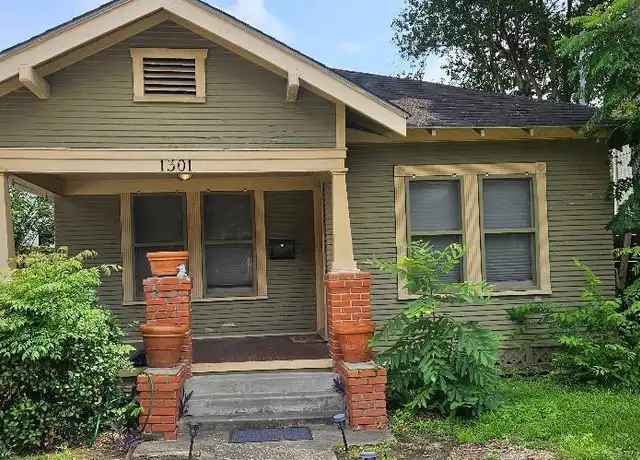 Property at 1301 Bomar St, Houston, TX, 77006, 2 beds, 2 baths, [object Object]