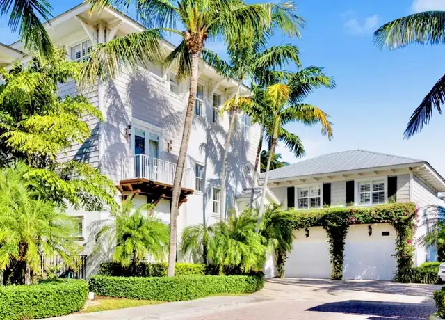 Property at 111 Beachwalk Ln, Jupiter, FL, 33477, 6 beds, 7.5 baths, [object Object]