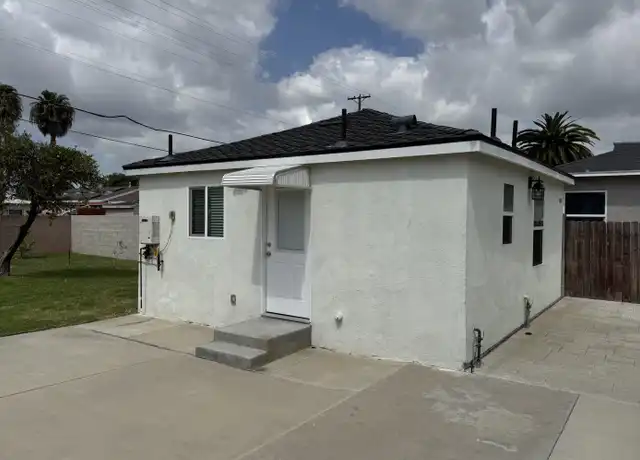 Property at 1035 S Muriel Ave, Compton, CA, 90221, 0 beds, 1 bath, [object Object]
