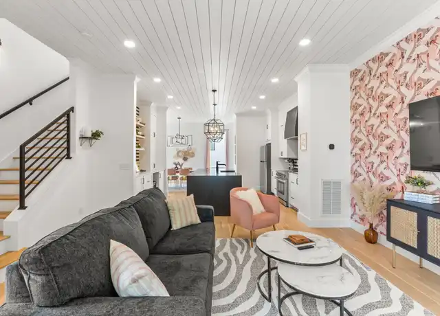 Property at 1206 Ireland St, Nashville, TN, 37208, 3 beds, 3.5 baths, [object Object]