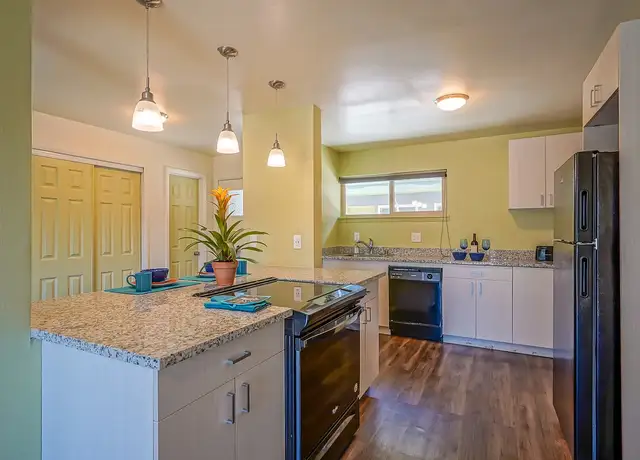 Photo of 7801 Marble Ave NE, Albuquerque, NM 87110