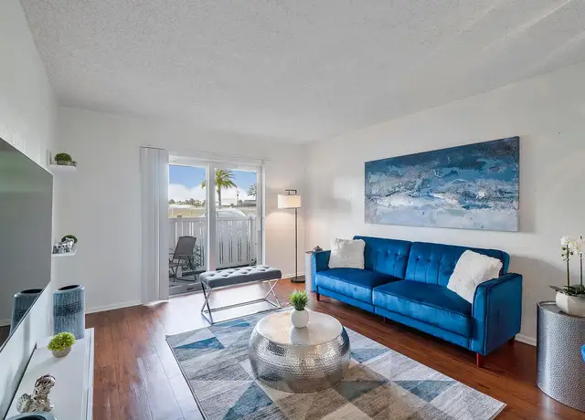 Photo of 250 W Sample Rd, Pompano Beach, FL 33064