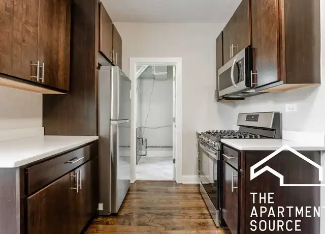 Property at 3602 W Grace St Unit 2, Chicago, IL, 60618, 2 beds, 1 bath, [object Object]