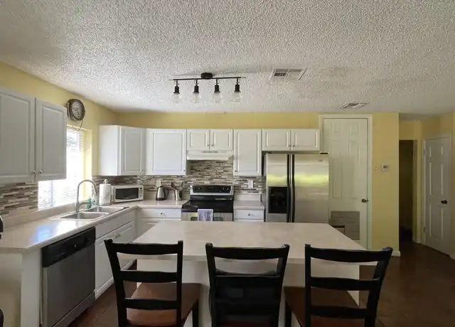 Property at 801 NE 2nd Ave, Delray Beach, FL, 33444, 1 bed, 1 bath, [object Object]