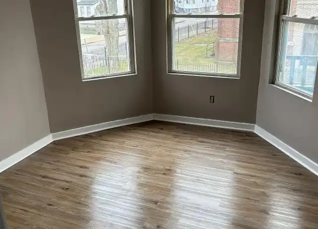 Property at 273 Rivet St, New Bedford, MA, 02744, 3 beds, 1 bath, [object Object]