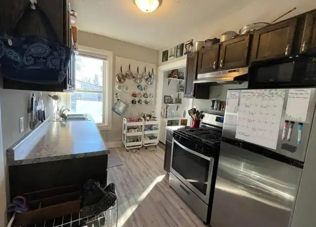 Property at 1115 1/2 4th St NE, Minneapolis, MN, 55413, 1 bed, 1 bath, [object Object]