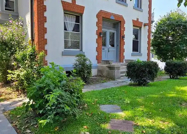 Property at 1500 Mineral Spring Rd Unit 3, Reading, PA, 19602, 2 beds, 1 bath, [object Object]