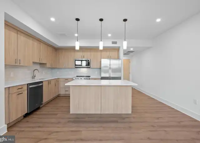 Property at 650 Montgomery Ave Unit 211, Narberth, PA, 19072, 3 beds, 2.5 baths, [object Object]