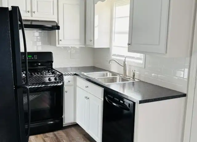 Property at 6062 Warm Springs Ct, Columbus, GA, 31909, 2 beds, 1 bath, [object Object]