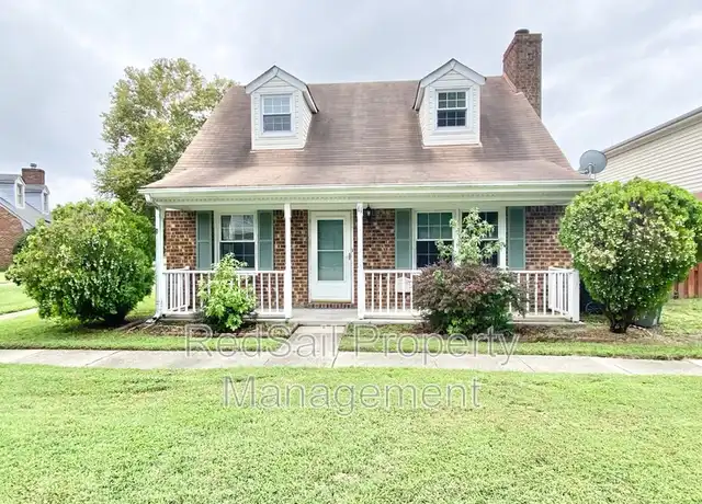 Property at 11 N Lake Loop, Hampton, VA, 23666, 3 beds, 2 baths, [object Object]