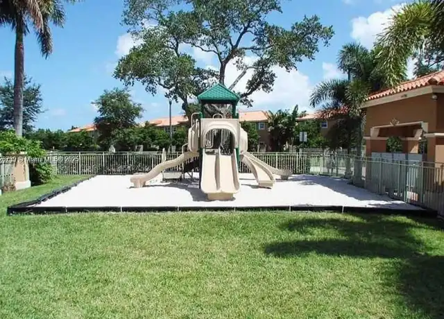 Property at 4931 N Harbor Isles Dr #203, Fort Lauderdale, FL, 33312, 3 beds, 2.5 baths, [object Object]