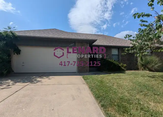 Property at 1209 W Belwood Ct, Nixa, MO, 65714, 3 beds, 2 baths, [object Object]