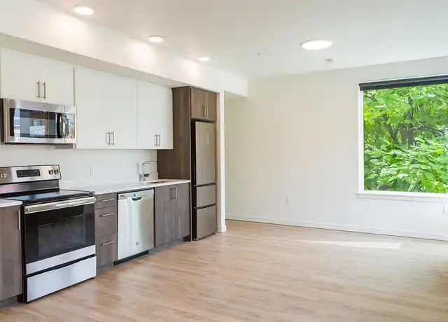 Property at 505 Dekum Apartments - 505 NE Dekum St, Portland, OR, 97211, 0 beds, 1 bath, [object Object]
