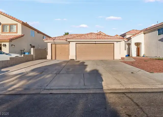 Property at 5616 Royal Castle Ln, Las Vegas, NV, 89130, 3 beds, 2 baths, [object Object]