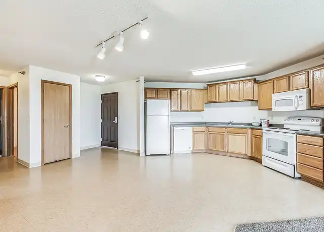 Property at Lakewood - 705 Town Center Pkwy, Circle Pines, MN, 55014, 3 beds, 2 baths, [object Object]