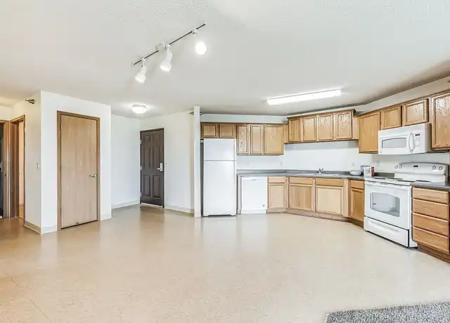 Property at Lakewood - 705 Town Center Pkwy, Circle Pines, MN, 55014, 3 beds, 2 baths, [object Object]