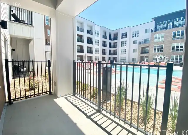 Property at 701 Berkley Pkwy, Kansas City, MO, 64106, 0 beds, 1 bath, [object Object]