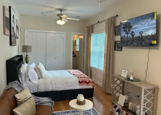 Property at 11610 Main Ash Unit A, Houston, TX, 77025, 1 bed, 1 bath, [object Object]