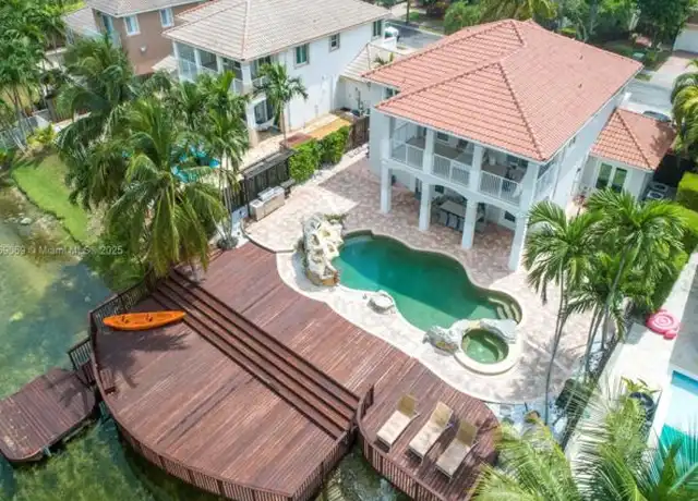 Property at 6842 NW 112th Ave, Doral, FL, 33178, 5 beds, 3 baths, [object Object]