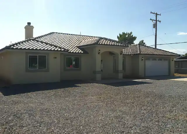 Property at 13509 Algonquin Rd, Apple Valley, CA, 92308, 4 beds, 2 baths, [object Object]