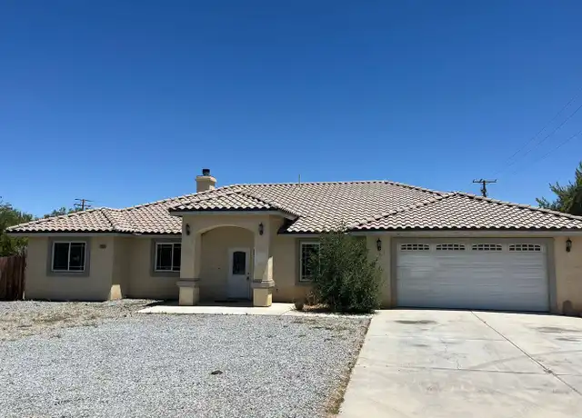Property at 13509 Algonquin Rd, Apple Valley, CA, 92308, 4 beds, 2 baths, [object Object]
