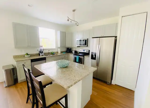 Property at 103 Osprey Cir, Lantana, FL, 33462, 3 beds, 2.5 baths, [object Object]