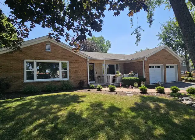 Property at 304 S Loomis St, Naperville, IL, 60540, 2 beds, 1.5 baths, [object Object]