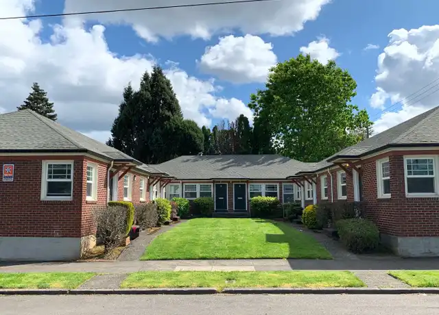 Property at Alameda Court by Star Metro - 3108 NE Alberta St, Portland, OR, 97211, 1 bed, 1 bath, [object Object]