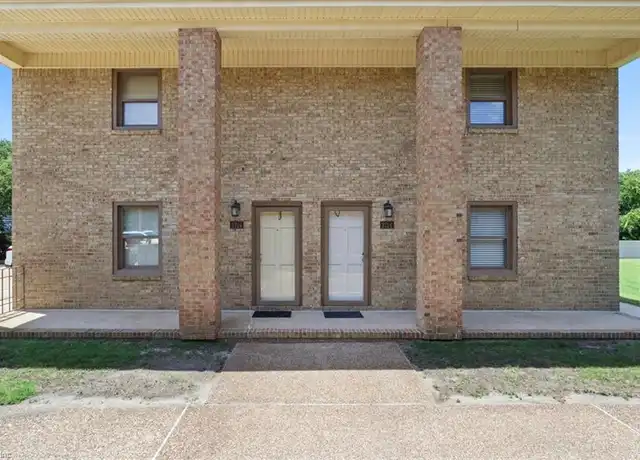 Property at 2726 Ocean Shore Ave, Virginia Beach, VA, 23451, 2 beds, 1.5 baths, [object Object]