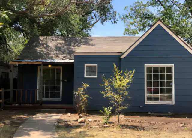 Property at 2615 25th St, Lubbock, TX, 79410, 3 beds, 2 baths, [object Object]