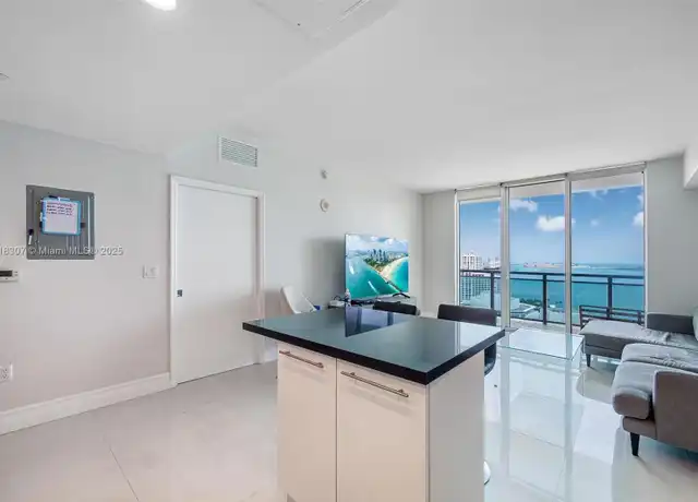 Property at 951 Brickell Ave #2708, Miami, FL, 33131, 1 bed, 1 bath, [object Object]
