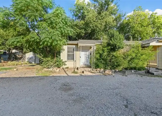 Property at 4914 Donnelly Ave, Fort Worth, TX, 76107, 2 beds, 1 bath, [object Object]