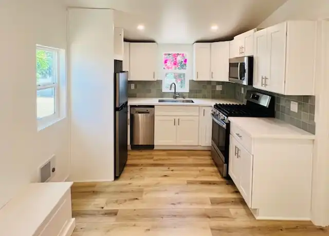 Property at 4108 Mission Ave Unit G, Oceanside, CA, 92057, 1 bed, 1 bath, [object Object]
