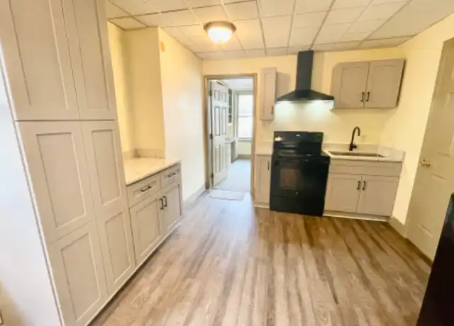 Property at 33 York St Unit 2, Gettysburg, PA, 17325, 1 bed, 1 bath, [object Object]