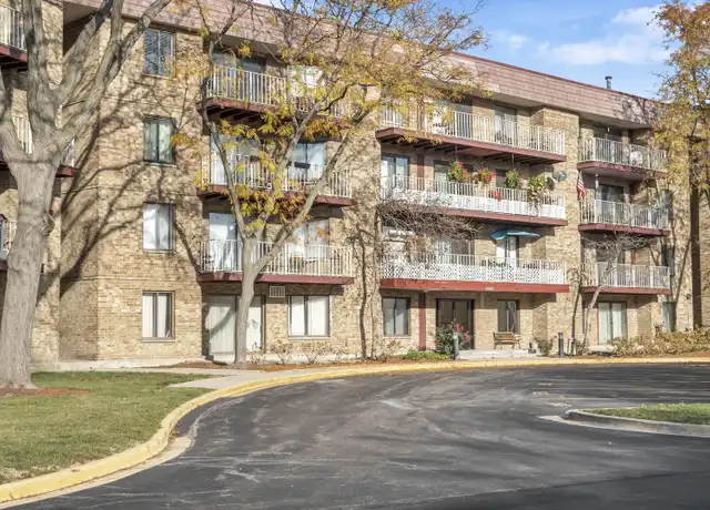 Property at 5400 Astor Ln #212, Rolling Meadows, IL, 60008, 2 beds, 2 baths, [object Object]