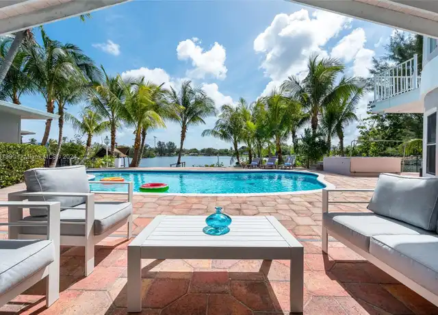 Property at 2500 NE 199th St, Miami, FL, 33180, 6 beds, 7 baths, [object Object]