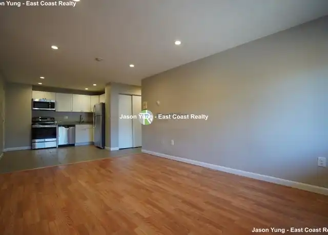 Property at 46 Park St, Newton, MA, 02458, 1 bed, 1 bath, [object Object]